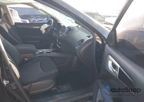 2017 Nissan Pathfinder S z USA, uszkodzony, nr VIN 5N1DR2MN2HC643349